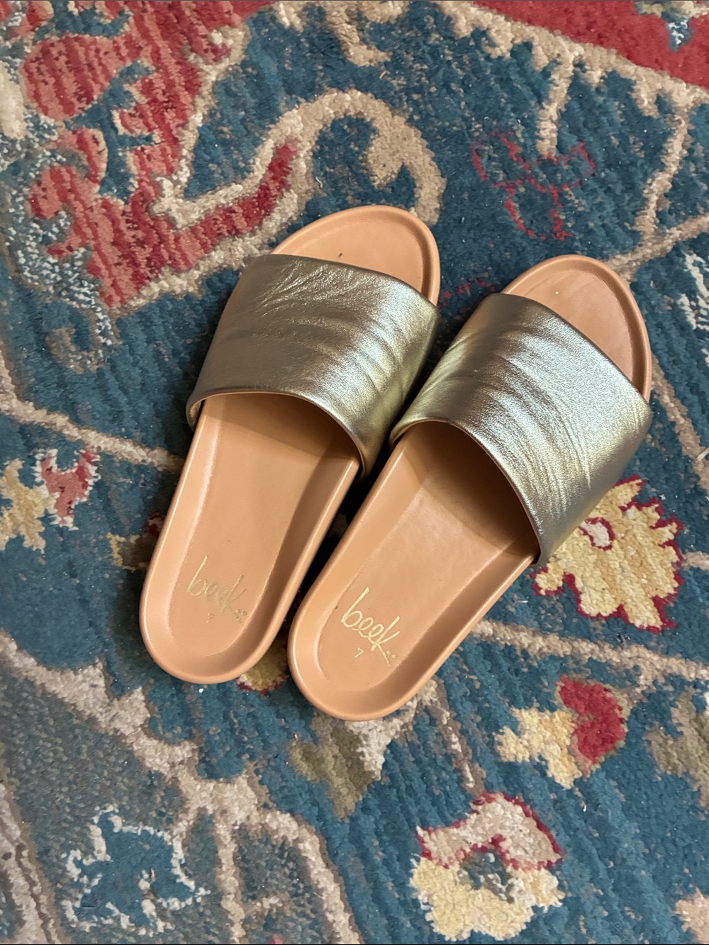 Classic comfy COOL girl Metallic Gold & 'Beach' Slide Platform Sandals 7